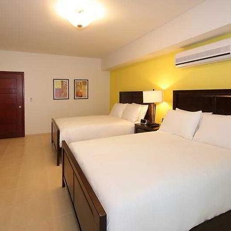 Grand Bay Tower Hotel El Farallon del Chiru Buitenkant foto